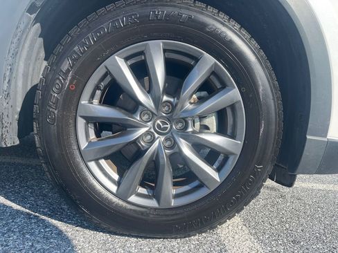 Used 2022 MAZDA CX-9 Touring w/ Touring Premium Package image 10