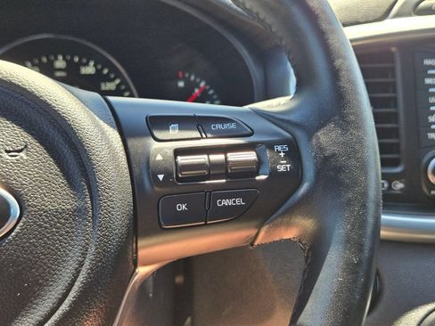 Used 2016 Kia Sorento SX AWD/4WD image 32