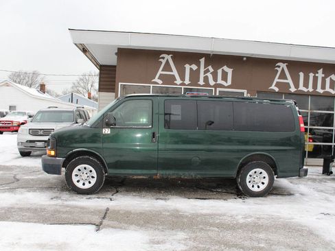 Used 2010 Chevrolet Express 1500 LS image 6