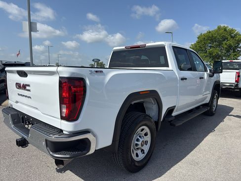 Used 2026 GMC Sierra 2500 Pro w/ 1SA Pro Safety Plus Package AWD/4WD image 5