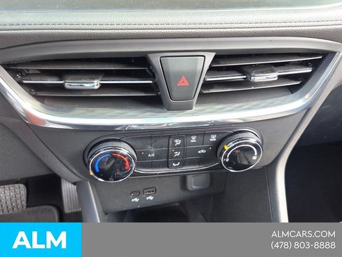 Used 2025 Buick Encore GX Preferred FWD image 25