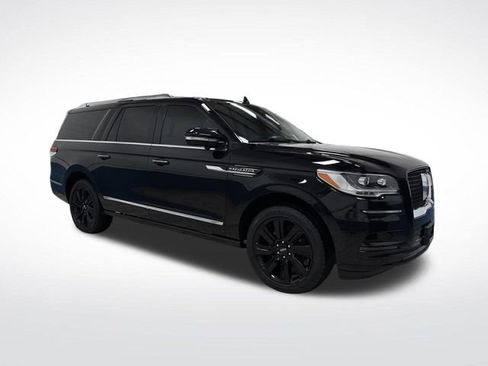 Used 2024 Lincoln Navigator L Reserve image 47