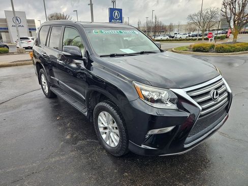 Used 2015 Lexus GX 460 image 4