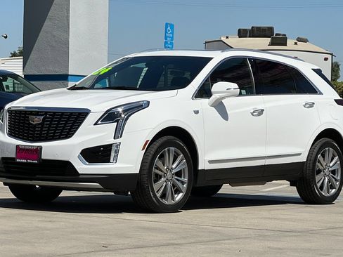 Used 2024 Cadillac XT5 Premium Luxury FWD image 9