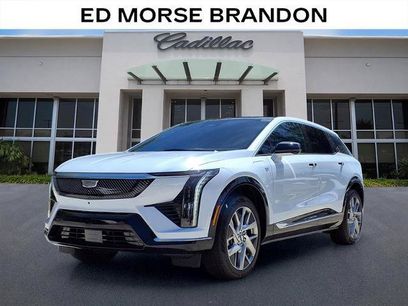 New 2026 Cadillac Optiq Luxury 1