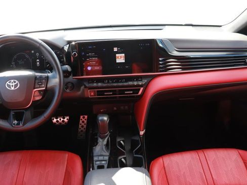 Used 2025 Toyota Camry XSE image 15