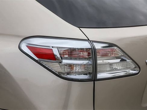 Used 2011 Lexus RX 350 2WD w/ Premium Pkg image 10