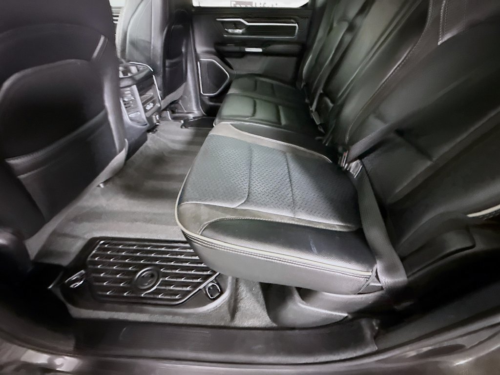 Used 2023 RAM 1500 Laramie AWD/4WD image 30