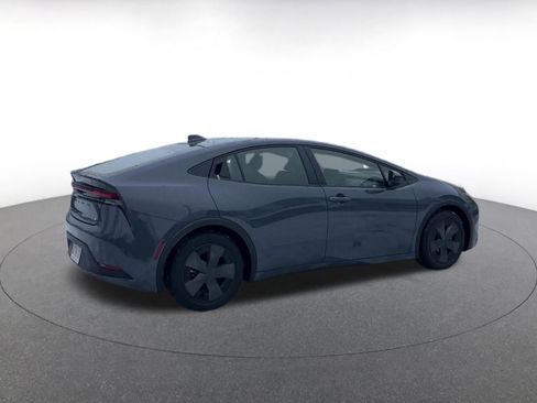 Used 2025 Toyota Prius LE image 15