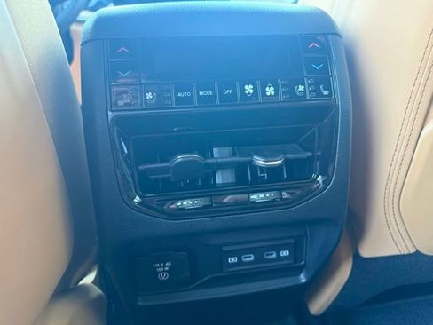 New 2026 Jeep Grand Cherokee Summit AWD/4WD image 13