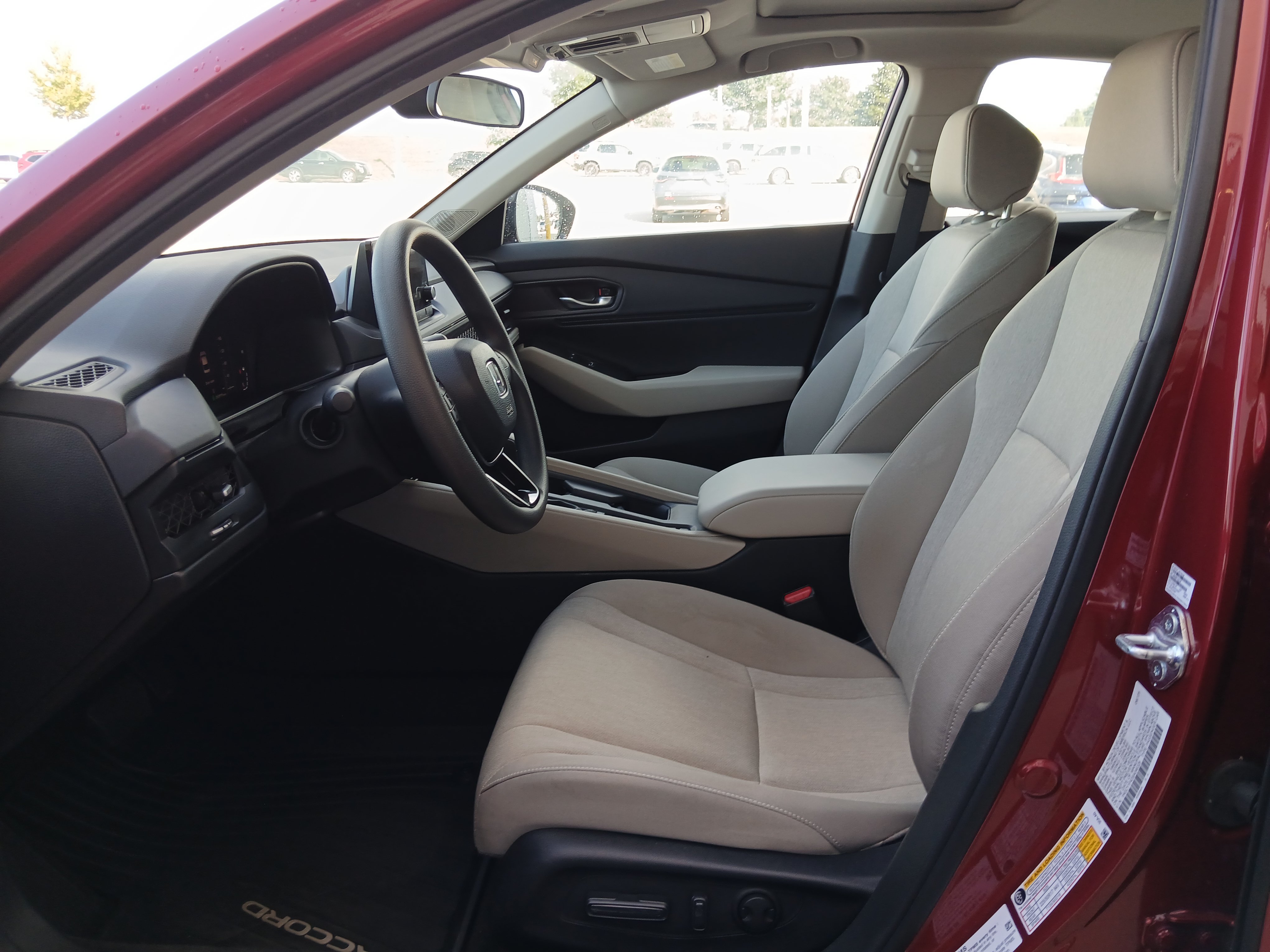 Used 2025 Honda Accord SE image 8