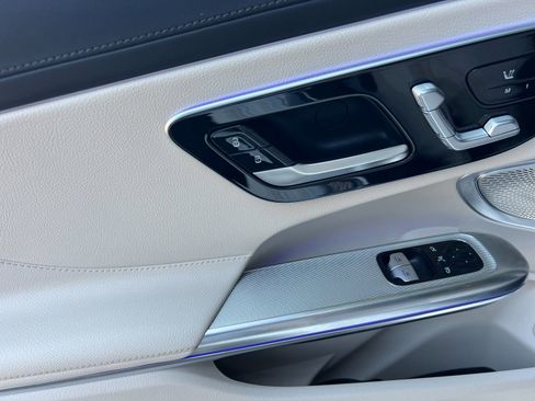 Certified 2024 Mercedes-Benz CLE 300 4MATIC Coupe image 8