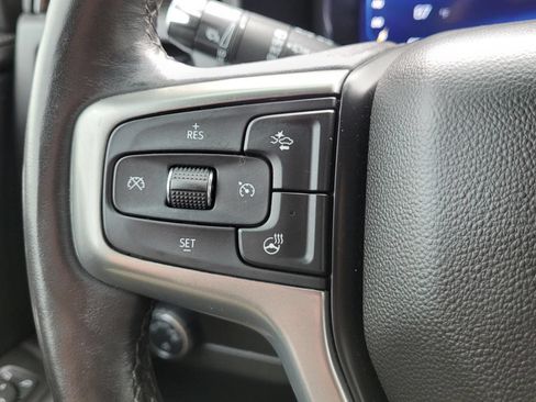 Used 2023 Chevrolet Suburban Z71 w/ Luxury Package AWD/4WD image 34