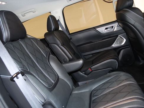 Used 2025 INFINITI QX80 Sensory AWD/4WD image 71
