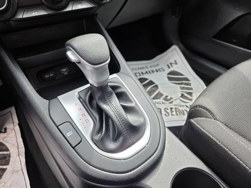 Used 2024 Kia Forte LXS FWD image 12
