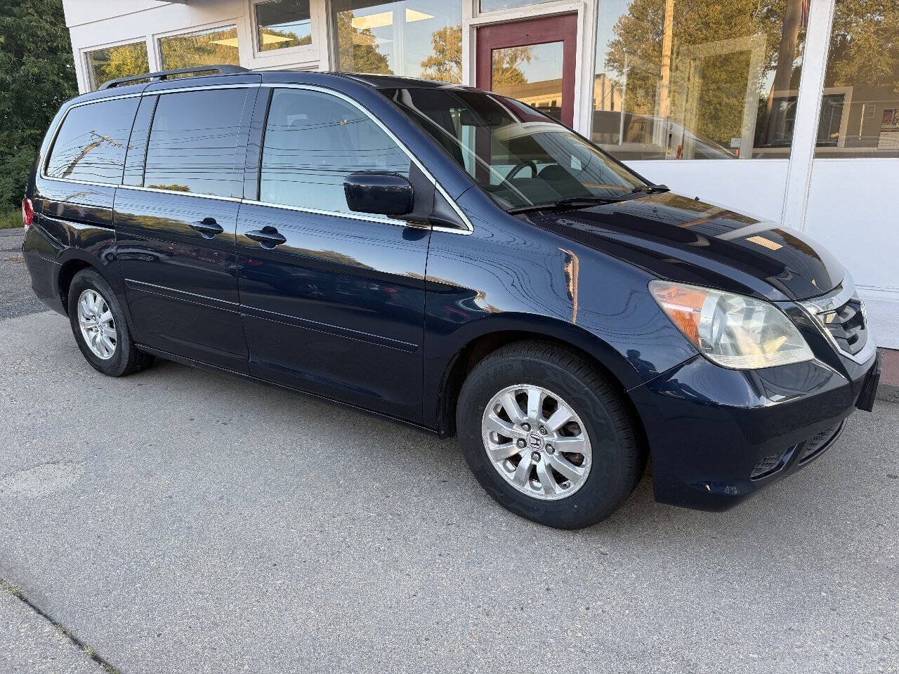 Used 2010 Honda Odyssey EX-L image 40