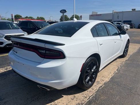 Used 2023 Dodge Charger SXT w/ Blacktop Package image 4