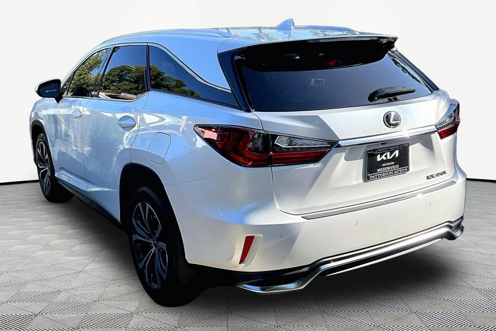 Used 2022 Lexus RX 350L FWD w/ Premium Package image 6