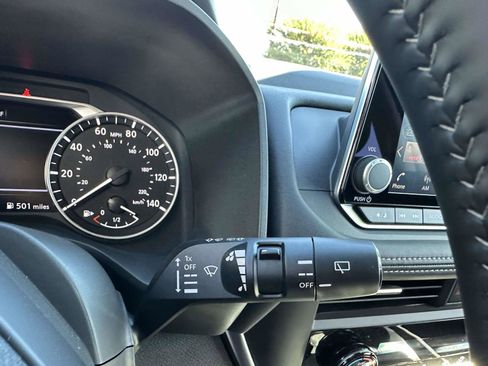 Used 2026 Nissan Rogue SV image 27