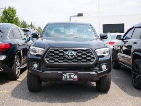 Used 2021 Toyota Tacoma TRD Off-Road AWD/4WD image 2