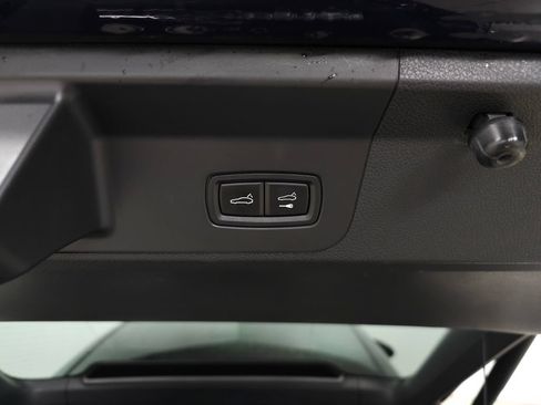 Used 2022 Porsche Panamera 4S AWD/4WD image 6