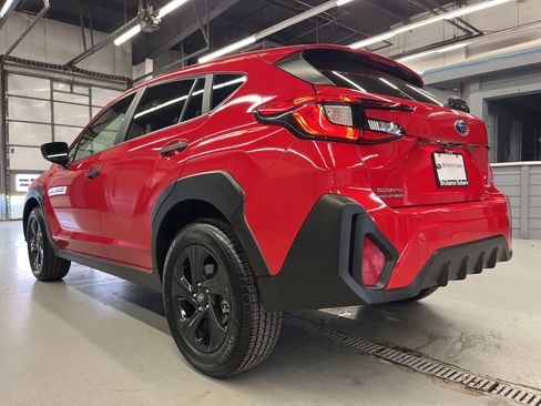 Certified 2025 Subaru Crosstrek 2.0i image 6