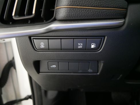 Used 2024 MAZDA CX-90 Plug-In Hybrid w/ Preferred AWD/4WD image 26