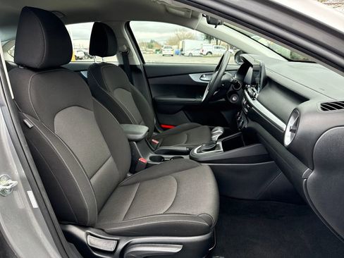 Certified 2023 Kia Forte LXS image 10