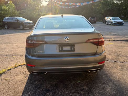 Used 2019 Volkswagen Jetta R-Line FWD image 6