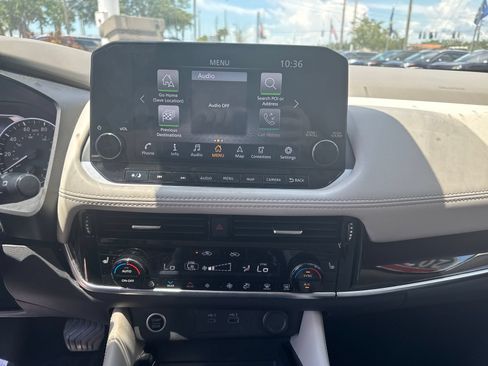 Certified 2022 Nissan Rogue SL w/ SL Premium Package FWD image 28