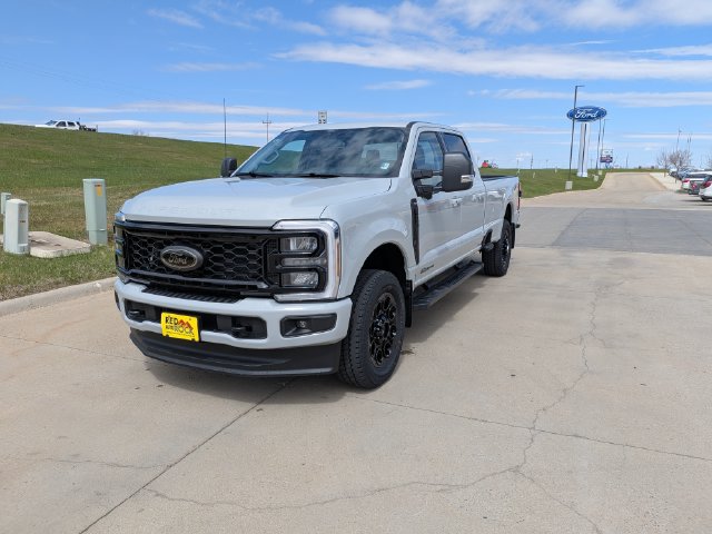 New 2026 Ford F250 XLT w/ XLT Premium Package AWD/4WD image 8