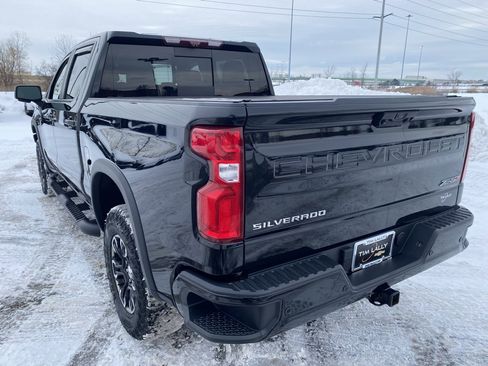 Used 2022 Chevrolet Silverado 1500 ZR2 w/ Technology Package image 5