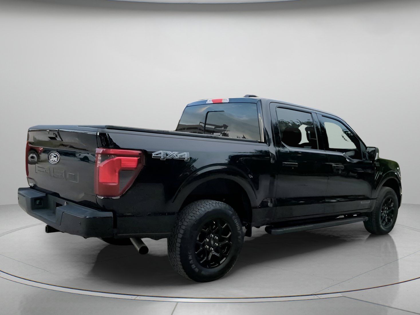 Certified 2024 Ford F150 XLT w/ Equipment Group 302A MID AWD/4WD image 28
