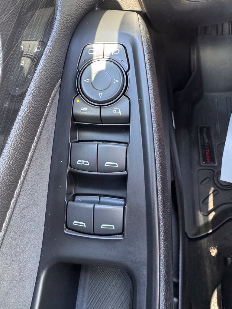 Used 2023 Chevrolet Traverse High Country AWD/4WD image 27
