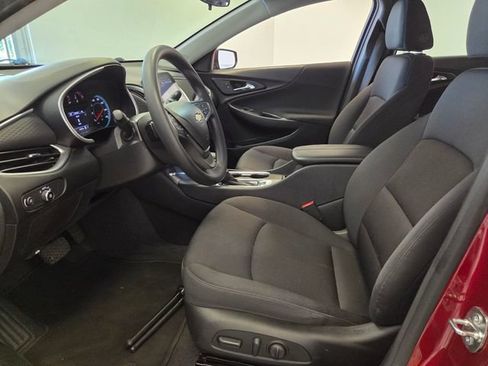 Used 2023 Chevrolet Malibu LT w/ LPO, Floor Liner Package FWD image 12