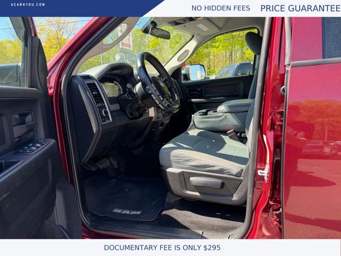 Used 2018 RAM 2500 Tradesman w/ Chrome Appearance Group AWD/4WD image 14