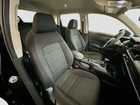 Used 2023 Honda HR-V LX image 31