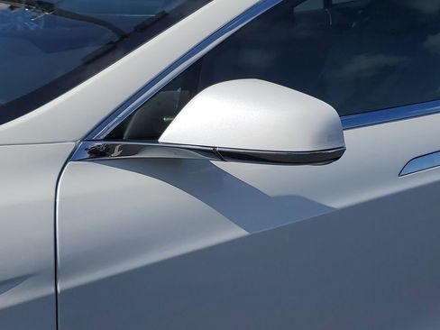 Used 2019 Tesla Model S Long Range AWD/4WD image 12