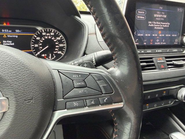 Used 2022 Nissan Altima 2.5 SR FWD image 18