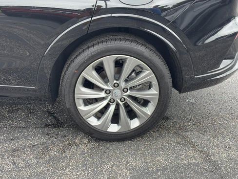 Certified 2025 Buick Envista Sport Touring FWD image 9