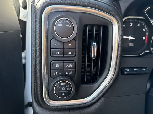 Used 2022 GMC Sierra 1500 AT4 w/ AT4 Premium Package image 38