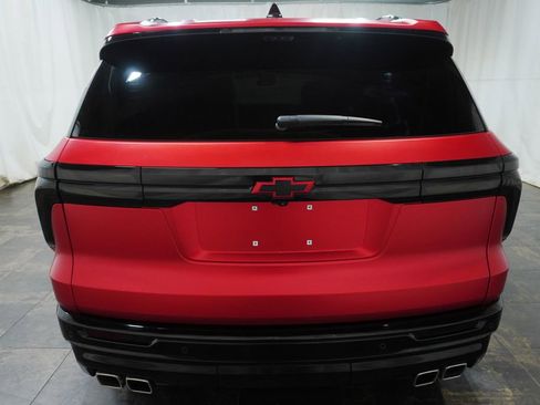 Used 2025 Chevrolet Traverse High Country AWD/4WD image 5