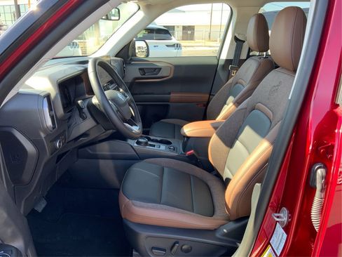 Used 2026 Ford Bronco Sport Outer Banks AWD/4WD image 9