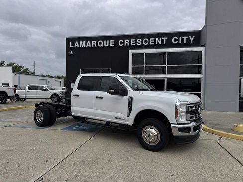 New 2026 Ford F350 XL AWD/4WD image 1