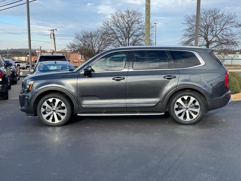 Certified 2022 Kia Telluride EX w/ EX Premium Package image 6