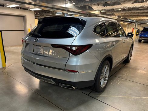 New 2026 Acura MDX SH-AWD image 8