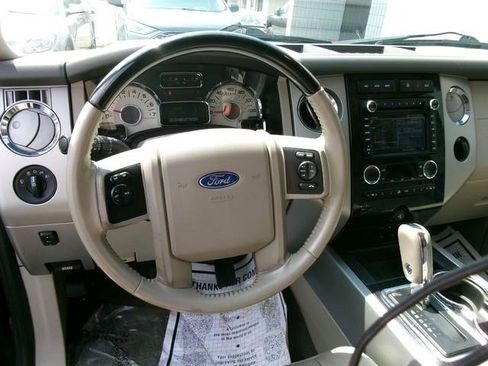 Used 2014 Ford Expedition EL Limited w/ Equipment Group 301A AWD/4WD image 8