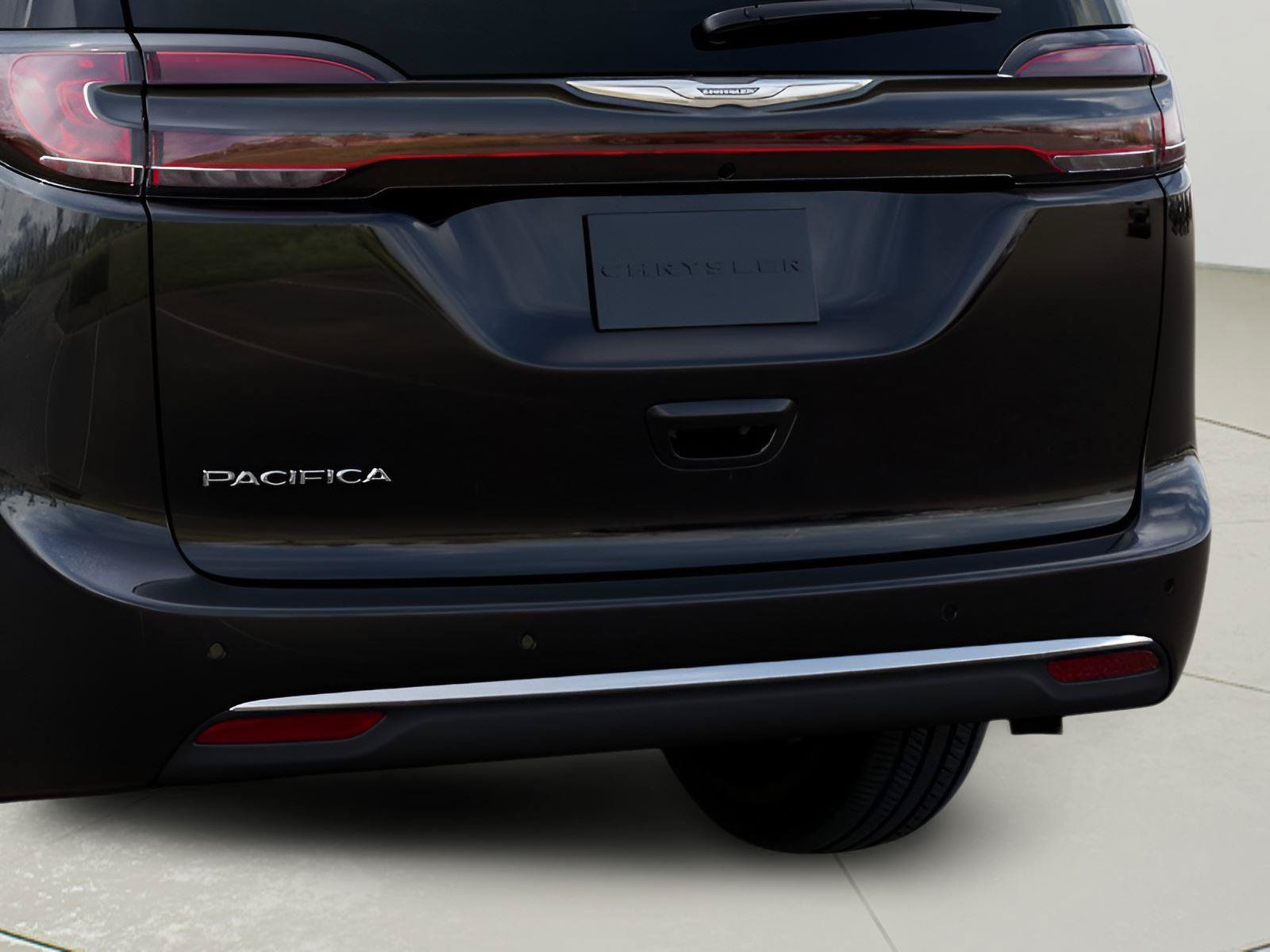 New 2025 Chrysler Pacifica Select FWD image 26