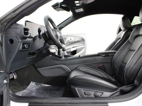 Used 2025 Ford Mustang GT Premium RWD image 15
