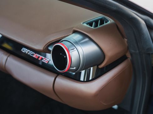 Used 2021 Ferrari 812 GTS RWD image 82